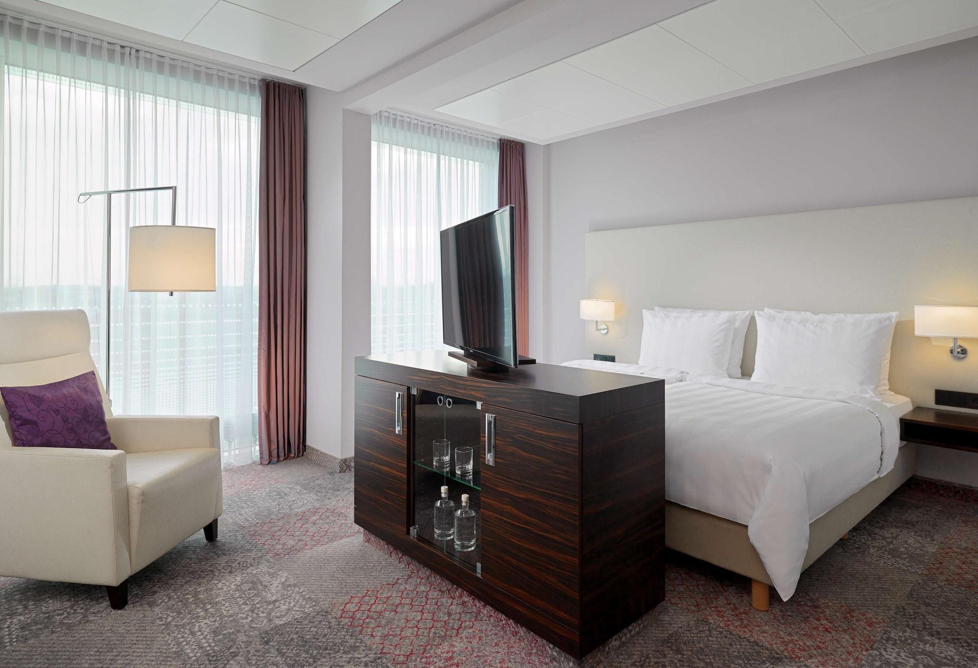 เรดิสัน บลู โฮเทล ไลพ์ซิช Hotel ไลป์ซิก ภายนอก รูปภาพ